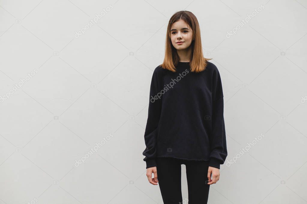 Schwarzer Hillbilly Logo Hoodie im Country-Stil