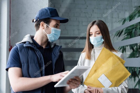 Country-Cap und Aufkleber als Vereins-Merchandise